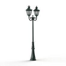 Mit einer Breite von 895 mm und einer Höhe von 2,57 Metern ist die zweiflammige Louis XIII Nr. 7 ideal für die stilvolle Ausleuchtung großer Flächen wie Einfahrten, Gärten oder Terrassen. Die klare Verglasung sorgt für eine optimale Lichtverteilung und setzt jeden Bereich ins rechte Licht.