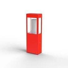 Die Verkehrsrote Tetra Nr. 02 Standleuchte von Roger Pradier bietet eine kompakte und stilvolle Lösung für die Ausleuchtung von Wegen und Gärten. Das Lampendesign ist rechteckig und geradlinig und wirkt sehr modern und extravagant. Der Bewegungsmelder ist in der Lampe integriert.