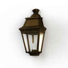 Die Avenue-3 Nr. 02 Außenwandleuchte verbindet traditionelle Gestaltung mit moderner Technik.