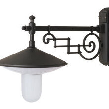Große Wandleuchte mit elegantem Jugendstil-Wandarm für stilvolle Fassaden.