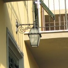 Die Verona Nr. 50213 verbindet funktionale Lichtführung mit klassischer Form.