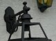 Klassische Landhausleuchte mit nach unten hängender Silhouette.