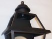 Wandlampe Außenleuchte 50610 im klassischen Stil. Hergestellt von Surya Terme Italien. 1. Farbe: kupferschwarz, 2. Glas: satiniert. Surya Luci dalla Terra di Luce, Terme in Italia.