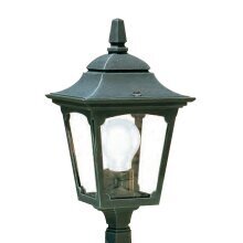 Kleine mediterrane Gartenleuchte Wegelampe Quadrat piccolo Nr. 3103-04 von Framon Tradizionale Italien. Diese Außenleuchte passt gut um die Wege im Garten zu beleuchten oder um auf einer Mauer ihr Licht zu verstrahlen. Die mediterrane Gartenleuchte besteht aus hochwertigem Aluminiumguss und wird in Handarbeit hergestellt.
In die E27 Fassung können auch LED Leuchtmittel eingebaut werden.
h440 x b170mm. Lampen Fuß: h120 x b140mm