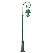 Avenue-2 Nr. 07 Gartenleuchte von Roger Pradier sorgt für elegante Lichtakzente in Wegen und Außenflächen.