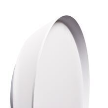 Die Wandlampe Mona ist eine exklusive Wandlampe. Design by Stéphane Joyeux und gebaut von Roger Pradier Outdoor Lighting Saint Maur, Frankreich.H 347 x W 347 x D 108mm. Wand- oder Deckenmontage. IP65, IK10, Class 2. Material: Aluminium. Glas: Poycarbonat opal. 2Gx13 FLC 22W (Standard). LED 35W - 3000K warm white - triac dimmable LED Module. LED 35W - 4500K neutral white - triac dimmable LED module.