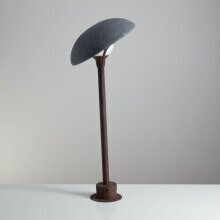 Gartenleuchte Cèpe Nr. 82880 H 60 cm. Entworfen vom Studio Lum'art (wird auch im Handel als Atelier Lumin'Art bezeichnet)

Die Gartenleuchte Cèpe ist perfekt um in Blumenbeeten versteckt zu werden. Mit seinem schwenkbaren Kopf bietet er eine subtile und indirekte Beleuchtung. Sie können Cèpe auch neben einem Gartenweg installieren und so indirektes Licht erzeugen, oder platzieren die Gartenleuchte nach dem Zufallsprinzip, wie einen Pilz auf Ihrem Rasen.

Handgefertigt in Frankreich

Abgebildetes Finish: Zink gealtert

Referenz Nr.: 82880

Abmessungen: H 60cm x Dia 25cm

Rohmaterial: massives Messing oder massives Messing mit massiv Zink

Anzahl Lichtquellen: 1

Fassung: C9

40 Watt max.

IP44

Class 1

Die Oberflächen der Wandleuchte sind handgefertigt und können von Charge zu Charge variieren. Einige Oberflächen werden sich im Laufe der Zeit weiterentwickeln.

Material und Farben

Diese Leuchte ist geeignet für Leuchtmittel der Energieklassen: A++, A+, A, B, C, D, E.

 

Cèpe Garden light H 60 cm made by Atelier Lumin´Art France.

The Cèpe garden light is perfect for hiding in flower beds. With its pivoting head, it offers subtle and indirect lighting. You can also install it down a garden path, creating indirect light, or place it randomly on your lawn like a mushroom!