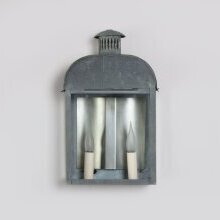 Swansea Wandlampe Nr. 2147 L in gealtertem Zink – klassische Außenleuchte mit eleganter Linienführung.
