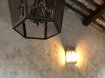 Die größte Wandlampe aus der Serie Louis Philippe stellt die Nr. 2 dar. Sie wurde von Roger Pradier Outdoor Lighting mit 2 Lichtquellen ausgestattet. Dazu gibt es 2 satinierte Cover Kolben, die über die Leuchtmittel gestülpt werden und so den Retro Look verstärken. IP44. Class 1. Aluminium oder farbpatiniertes Messing (auf Wunsch auch unbehandelt erhältlich) und Zink (raw Zinc). Lampenglas: klar. E27 - 2 x 105W max, D 40 x H145mm. G9 - 2 x 75W max. H 427 x B 279 x T 188mm.

Die Wandlampe ist in Süd Frankreich bei einem unserer Kunden.