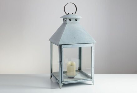 Aged Zinc Oberfläche in stilvoller Kombination