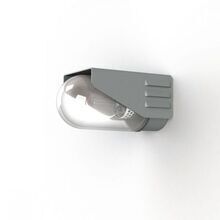 Die RP195 Designerleuchte ist speziell für den Einsatz bei allen Witterungsbedingungen entwickelt worden. Dank hochwertigem Aluminium und Schutzklasse IP65 bleibt die Leuchte auch bei Regen und Frost optimal geschützt.