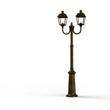 Die Place des Vosges 1 Evolution Nr. 13 bietet nicht nur ein zeitloses Design, sondern auch die Möglichkeit, einen Bewegungsmelder im Leuchtmittel zu integrieren. Perfekt für eine sichere und stilvolle Beleuchtung von Freisitzen und Gartenwegen.