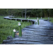 Als moderne Wegeleuchte überzeugt die Bamboo durch ihr schlankes, zylindrisches Design. Der verstellbare Lampenkopf bietet eine optimale Beleuchtung von Gartenwegen und Terrassen.