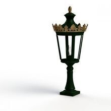 Diese klassische Standlaterne verbindet zeitloses Design mit moderner Funktionalität. Der farbige Laternenkörper wird durch eine kunstvolle, goldene Krone verziert, die einen königlichen Akzent setzt. Klare Glaselemente sorgen für eine elegante Lichtstreuung, während der robuste Standfuß einen stabilen Halt bietet. Optimal für dekorative Akzente in Außenbereichen wie Eingangsbereichen oder Gartenwegen.