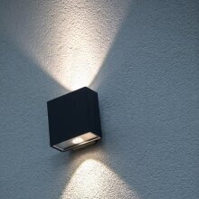 Der 40° Abstrahlwinkel nach oben und unten schafft dezente und gleichzeitig wirkungsvolle Lichtakzente.