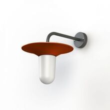 Die Cooper Nr. 2 von Roger Pradier verbindet minimalistisches Design und hochwertige Verarbeitung – ideal für stilvolle Außenbeleuchtung.