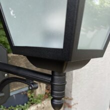 Wandleuchte im klassischen Stil von GardenLuce