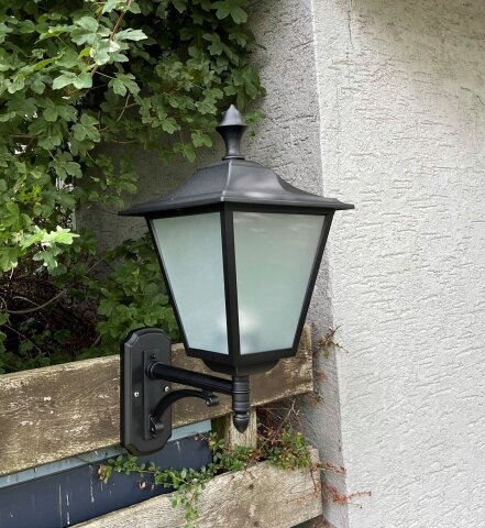 Wandleuchte im klassischen Stil von GardenLuce