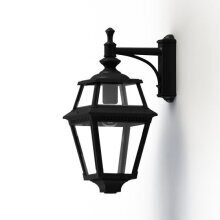Mit ihrem luxuriösen Finish und robustem Aluminium ist diese Leuchte ideal für Haustüren, Terrassen und Gartenmauern. Ihr klassischer Stil fügt sich harmonisch in jeden Außenbereich ein.