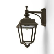 Diese Wandleuchte überzeugt durch ihr dezentes Design: Ein kurzer Wandarm mit Stützstrebe trägt das viereckige Lampengehäuse, das perfekt für Hausmauern und Eingangsbereiche geeignet ist. Optionaler LED Bewegungsmelder.