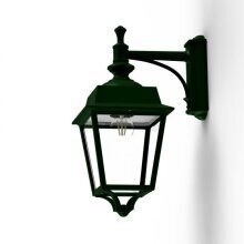 Die Place des Vosges Evolution Nr. 4 von Roger Pradier, kann optional mit einem Bewegungsmelder im Leuchtmittel ausgestattet werden. Perfekt für Hauseingänge und Terrassen sorgt sie für Sicherheit und Komfort. Das viereckige Lampen-Gehäuse hängt unter dem kurzen Wandarm.