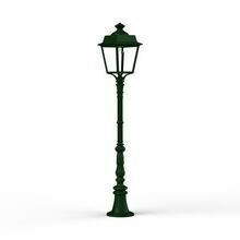 Die Place des Vosges 1 Evolution Nr. 11 ist eine 1310 mm hohe Gartenleuchte mit einem geschmackvoll verzierten Fuß und einer viereckigen Laterne. Das Scharnier-Design erleichtert die Installation und Wartung. Optional mit im Leuchtmittel integriertem Leuchtmittel.