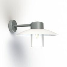 Aubanne Nr. 1 in Anthrazit mit klarem Glas – perfekt für moderne Fassaden.